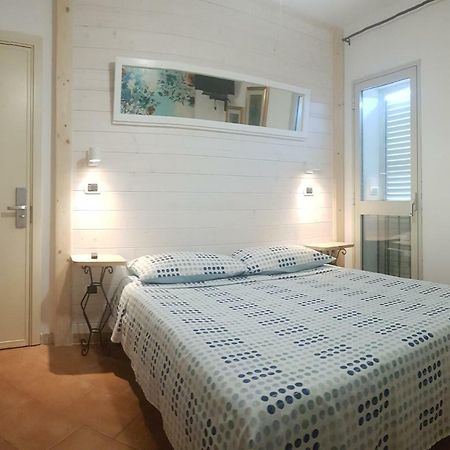 B&B Casa Derosas กอลโฟอารันชี ภายนอก รูปภาพ