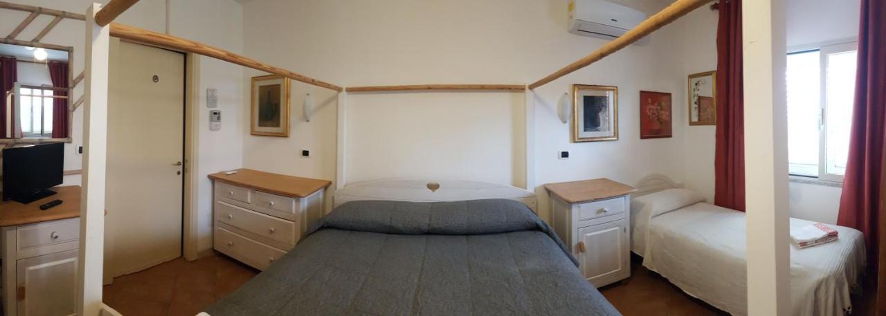 B&B Casa Derosas กอลโฟอารันชี ภายนอก รูปภาพ